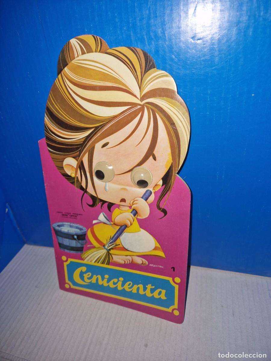 Libros de segunda mano: CUENTO LA CENICIENTA / CUENTO TROQUELADO A&Ntilde;OS 70 - Foto 1