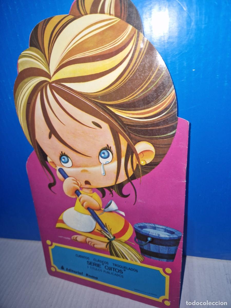 Libros de segunda mano: CUENTO LA CENICIENTA / CUENTO TROQUELADO A&Ntilde;OS 70 - Foto 2