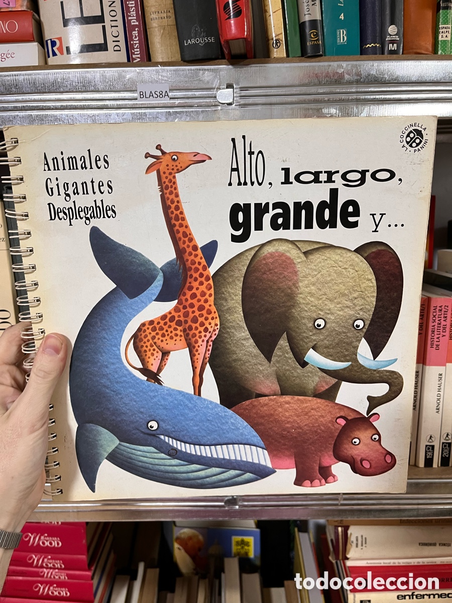 Second hand books: Blas8A Animales Gigantes Desplegables alto, largo. grande
