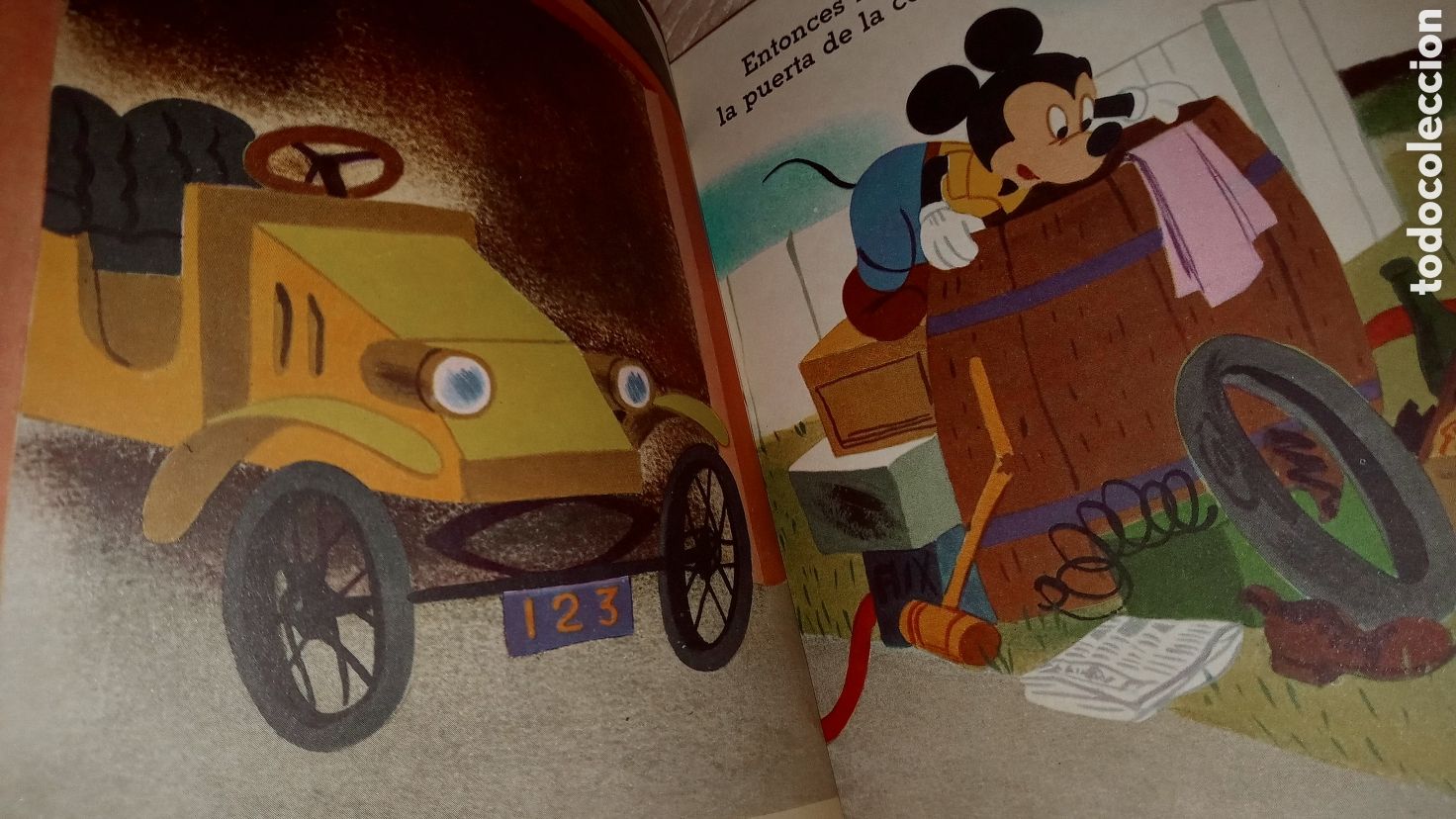 Libros de segunda mano: MICKEY Y PLUTO. PEQUE&Ntilde;O LIBRO DORADO WALT DISNEY - Foto 8