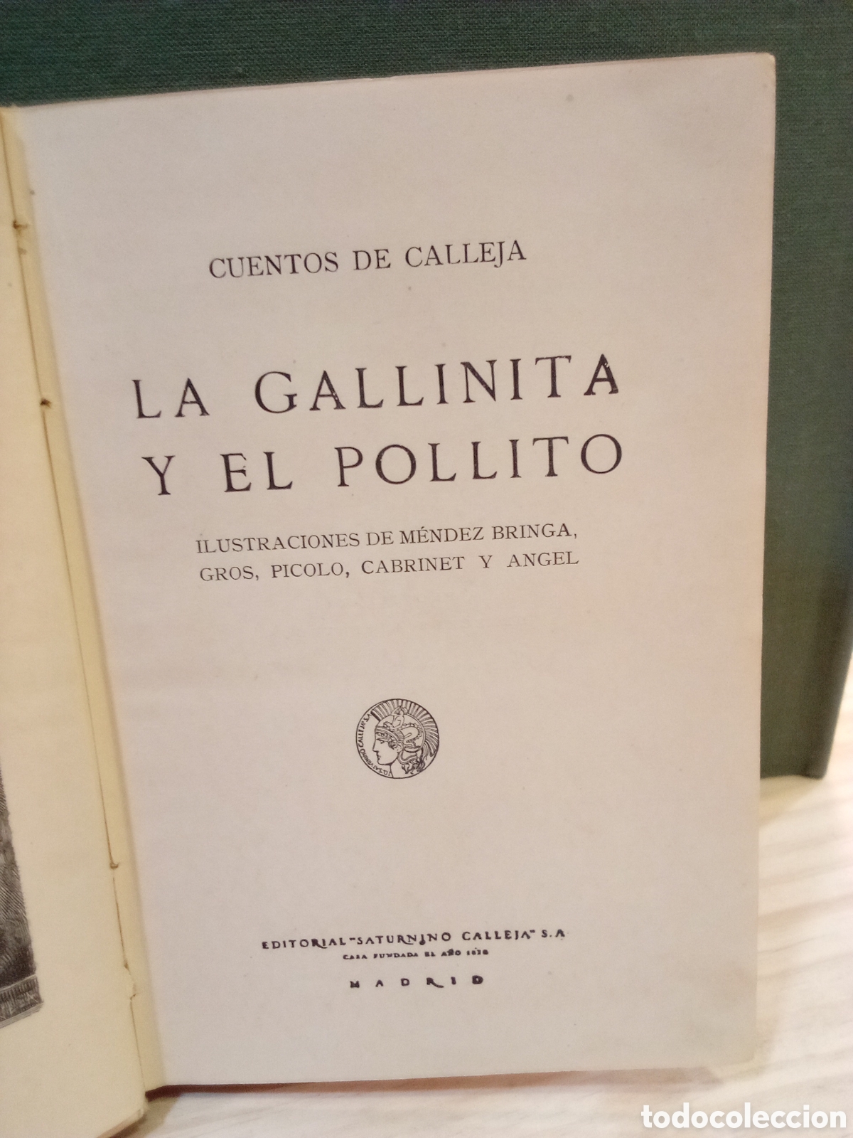 Second hand books: La Gallinita y el Pollito