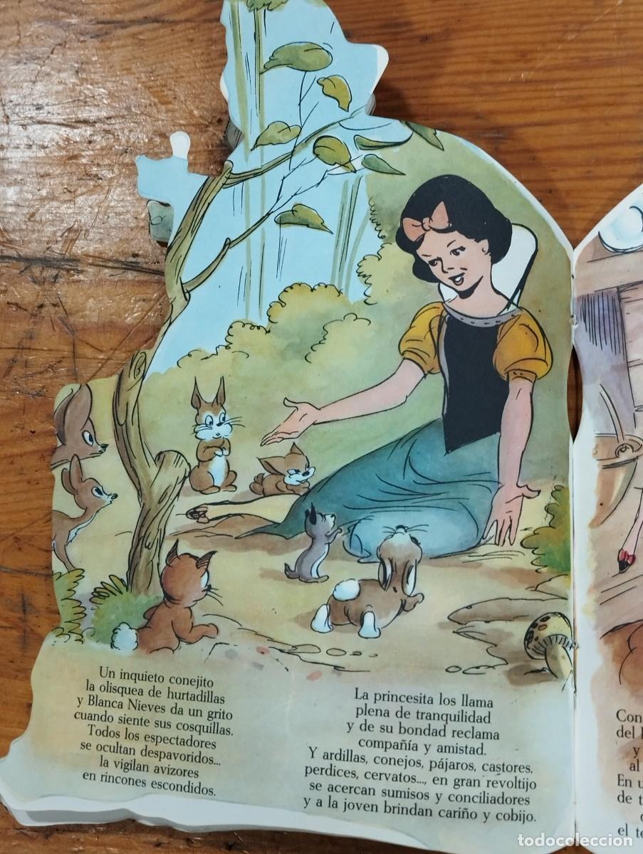 Libros de segunda mano: CUENTO &rdquo;BLANCANIEVES Y LOS 7 ENANITOS&rdquo;. TROQUELADO. - Foto 6