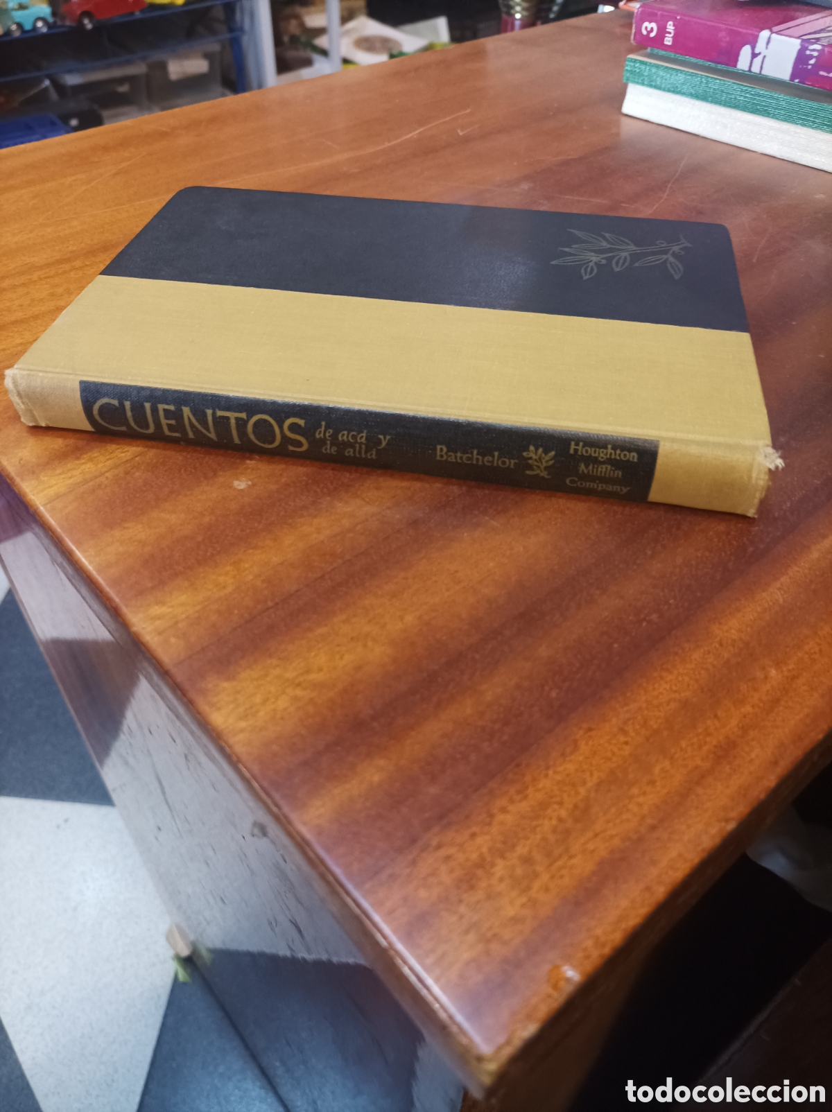 Libros de segunda mano: CUENTOS DE AQU&Iacute; Y DE ALL&Aacute;.C.MALCOLM BATCHELOR - Foto 1