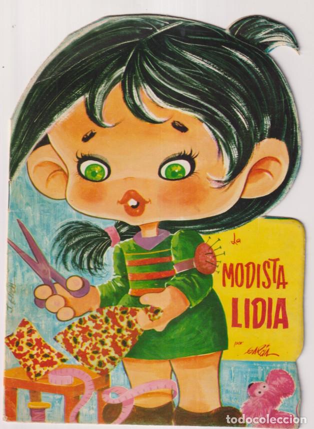 Libros de segunda mano: La modista lidia. Troquelado (21,5x16 cm) Editorial Vilma. A&ntilde;os 70