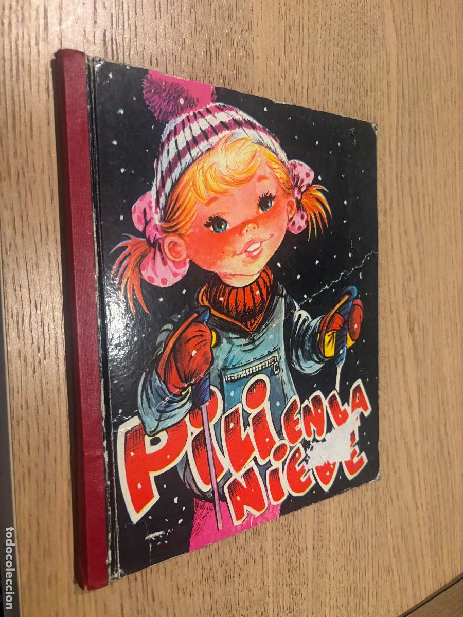 Libros de segunda mano: PILI EN LA NIEVE. 1966. ED VILCAR - Foto 1