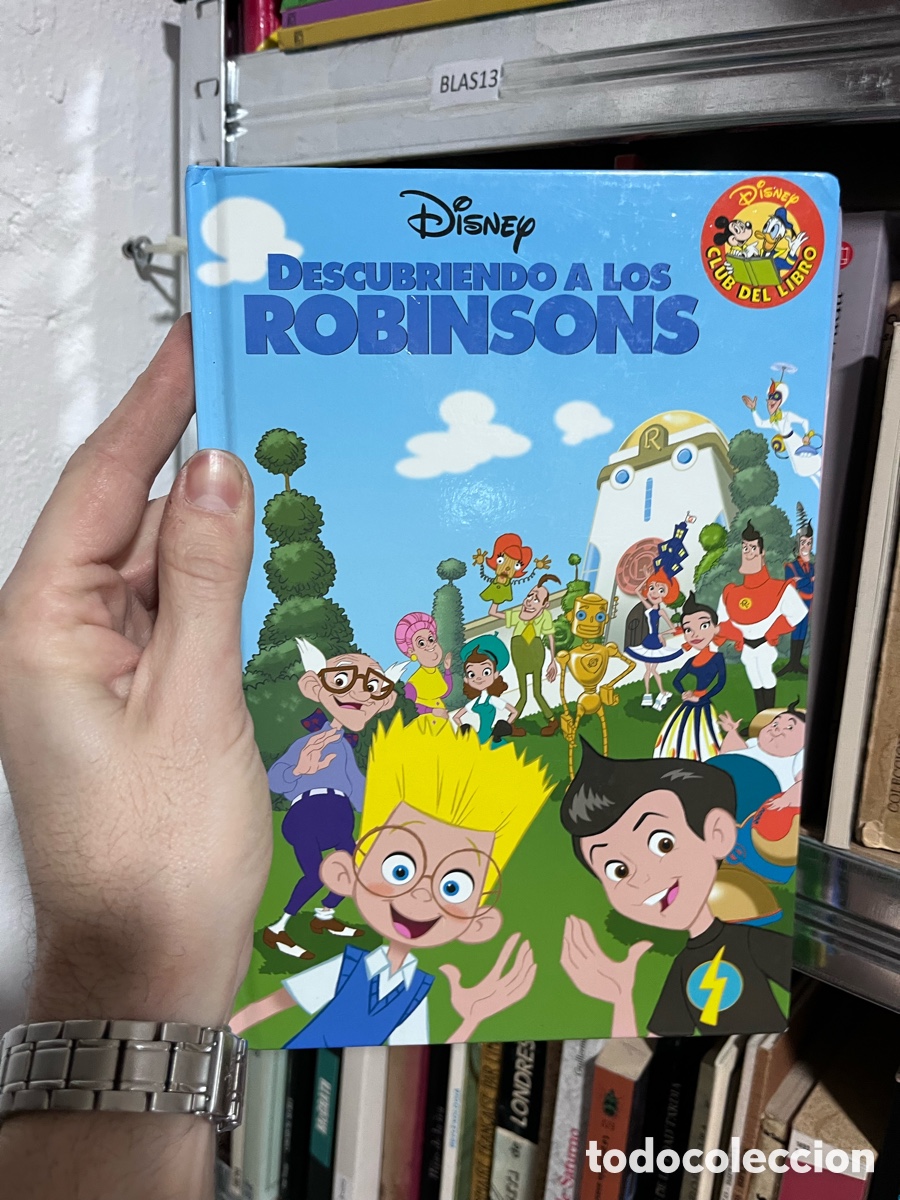 Libros de segunda mano: BLAS13 Disney DESCUBRIENDO A LOS ROBINSONS club del libro