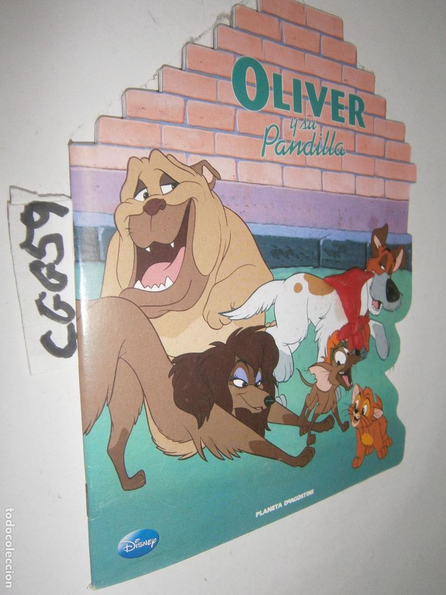 Libros de segunda mano: ANTIGUO LIBRO DE CUENTOS - OLIVER Y SU PANDILLA