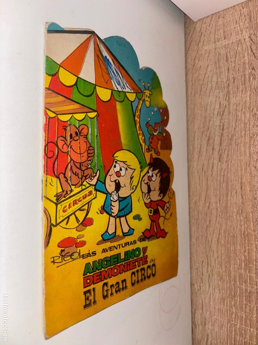 Libros de segunda mano: LAS AVENTURAS DE ANGELINO Y DEMONIETE EN EL GRAN CIRCO TROQUELADO F. RIGOL. N&Uacute;MERO 21. 1970