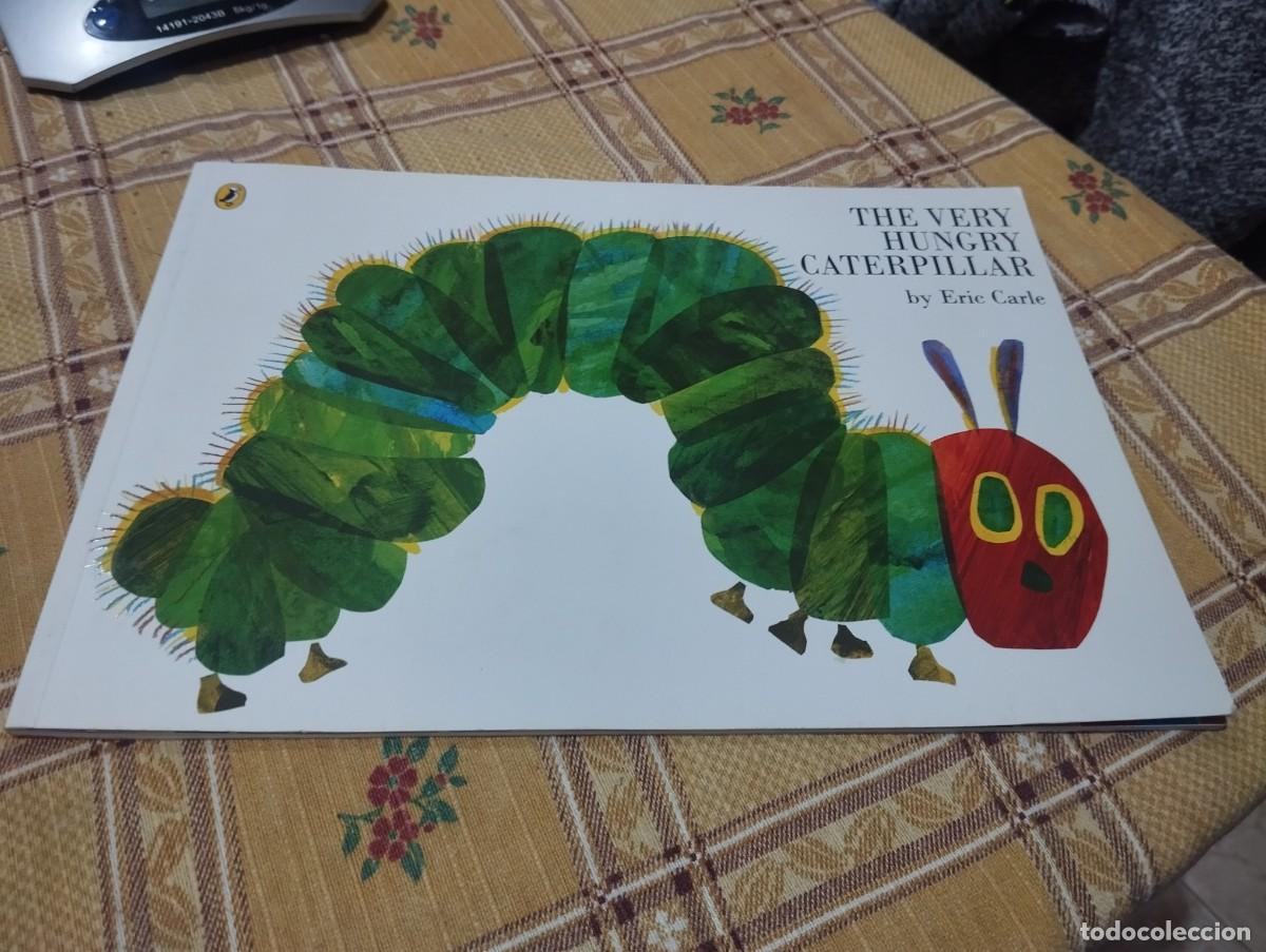 Libros de segunda mano: THE VERY HUNGRY CATERPILLAR-Eric Carle. Editorial: Penguin-EN NGLES