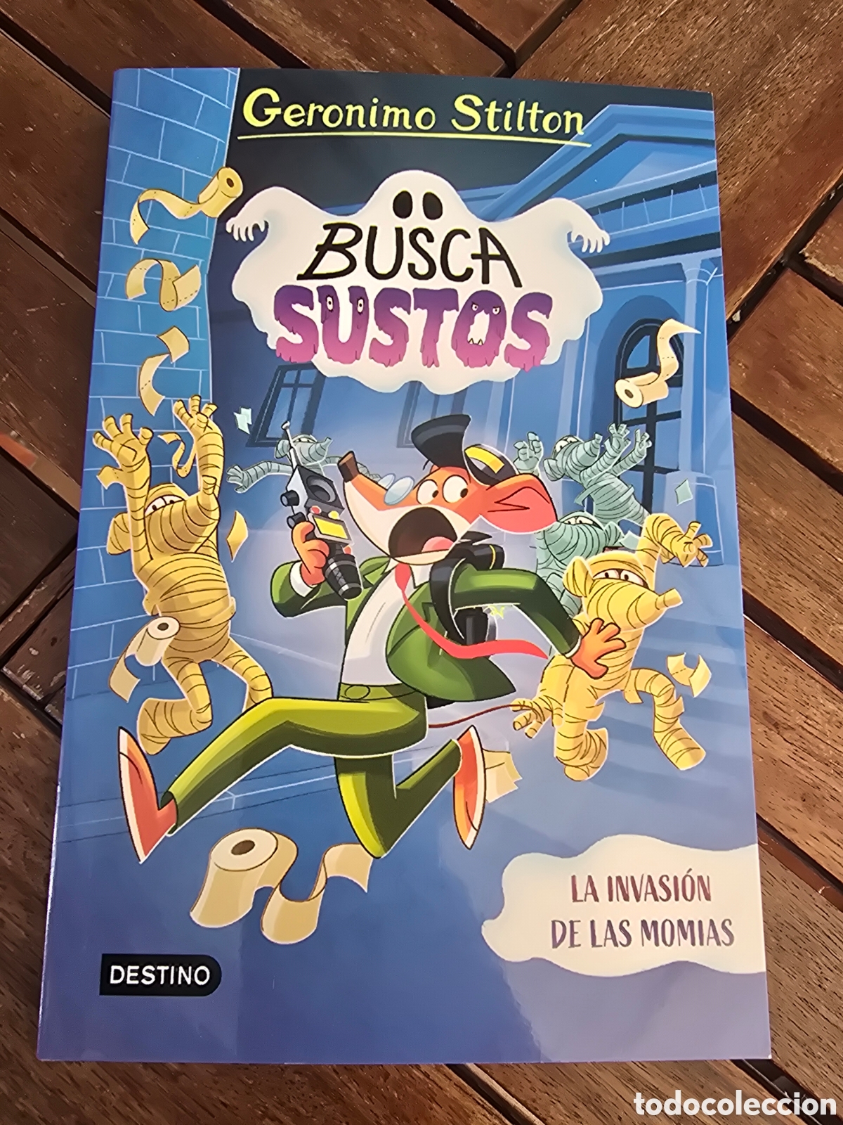 Libros de segunda mano: La invasi&oacute;n de las momias Los Buscasustos 2 Geronimo Stilton DESTINO INFANTIL 2026