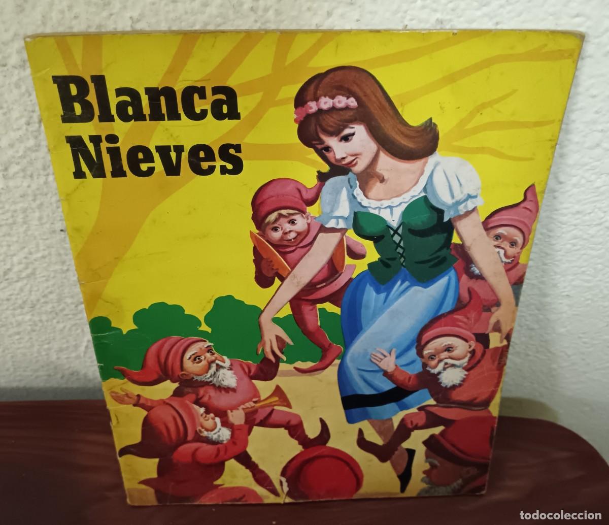 Libros de segunda mano: CUENTO BLANCA NIEVES SUSAETA A&Ntilde;O 1968 COLECCI&Oacute;N CUENTO-COLOR N&ordm; 8 27X21 CM.
