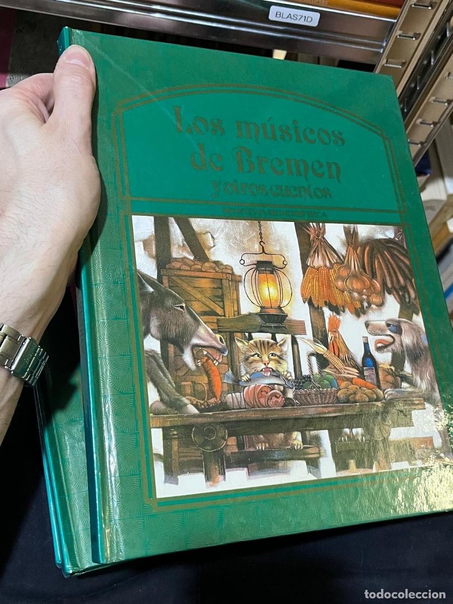 Libri di seconda mano: BLAS71D &mdash; Los m&uacute;sicos de Bremen y otros cuentos &mdash; Montena-Mondib&eacute;rica &mdash;