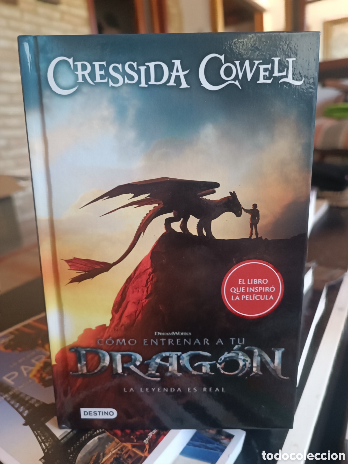 Libros de segunda mano: C&oacute;mo entrenar a tu drag&oacute;n Cowell, Cressida destino tapa dura