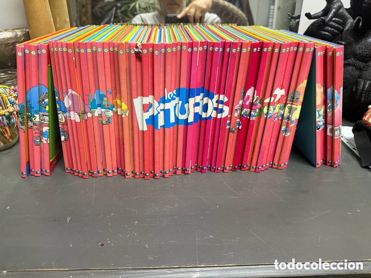 Libros de segunda mano: Coleccion completa los pitufos un mundo de profesiones del 1 al 60 peyo planeta de agostini