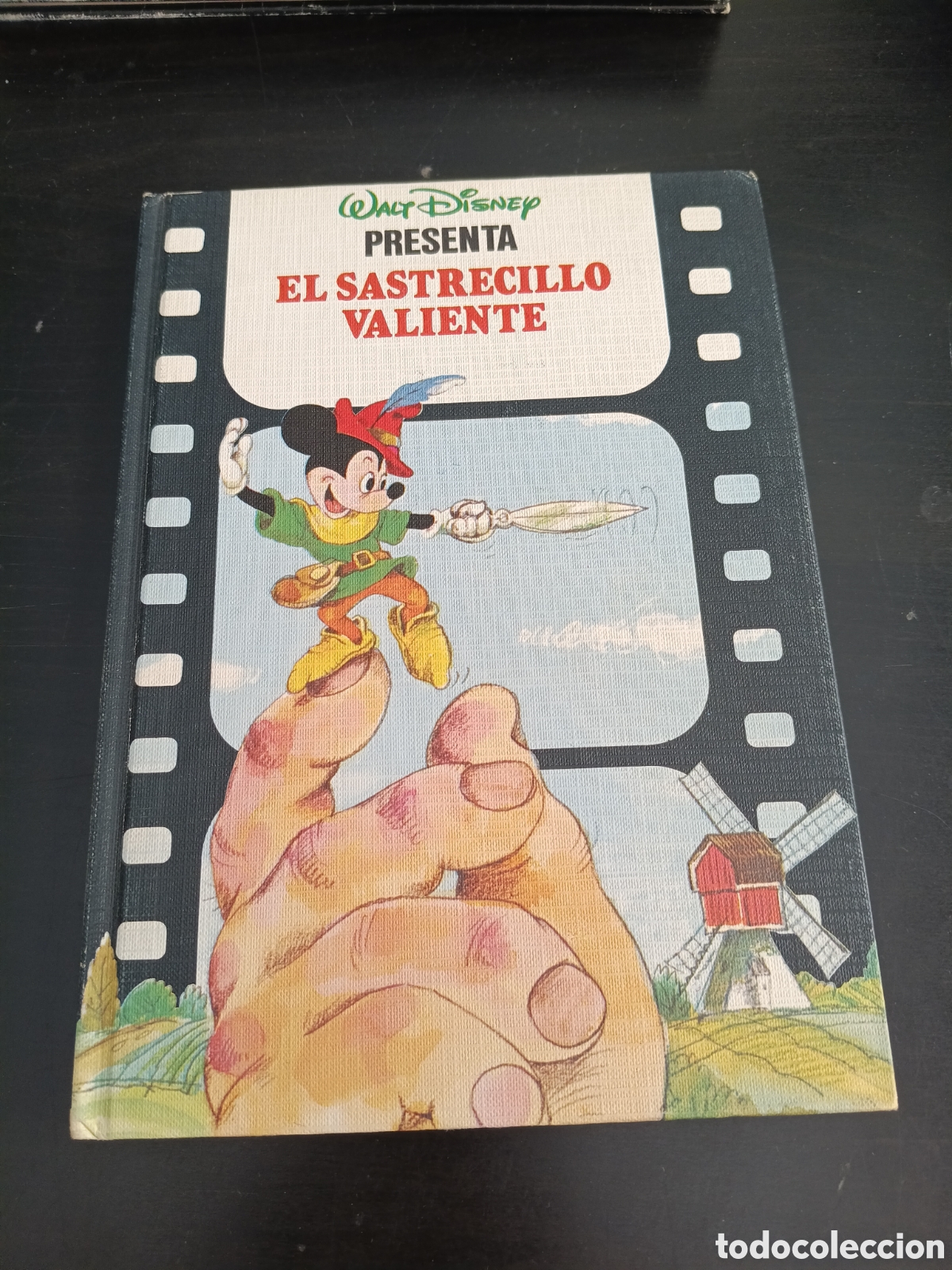 Libros de segunda mano: cuento infantil a&ntilde;o 1986 cl&aacute;sico tapa dura &rdquo;El Sastrecillo Valiente&rdquo;, Walt Disney