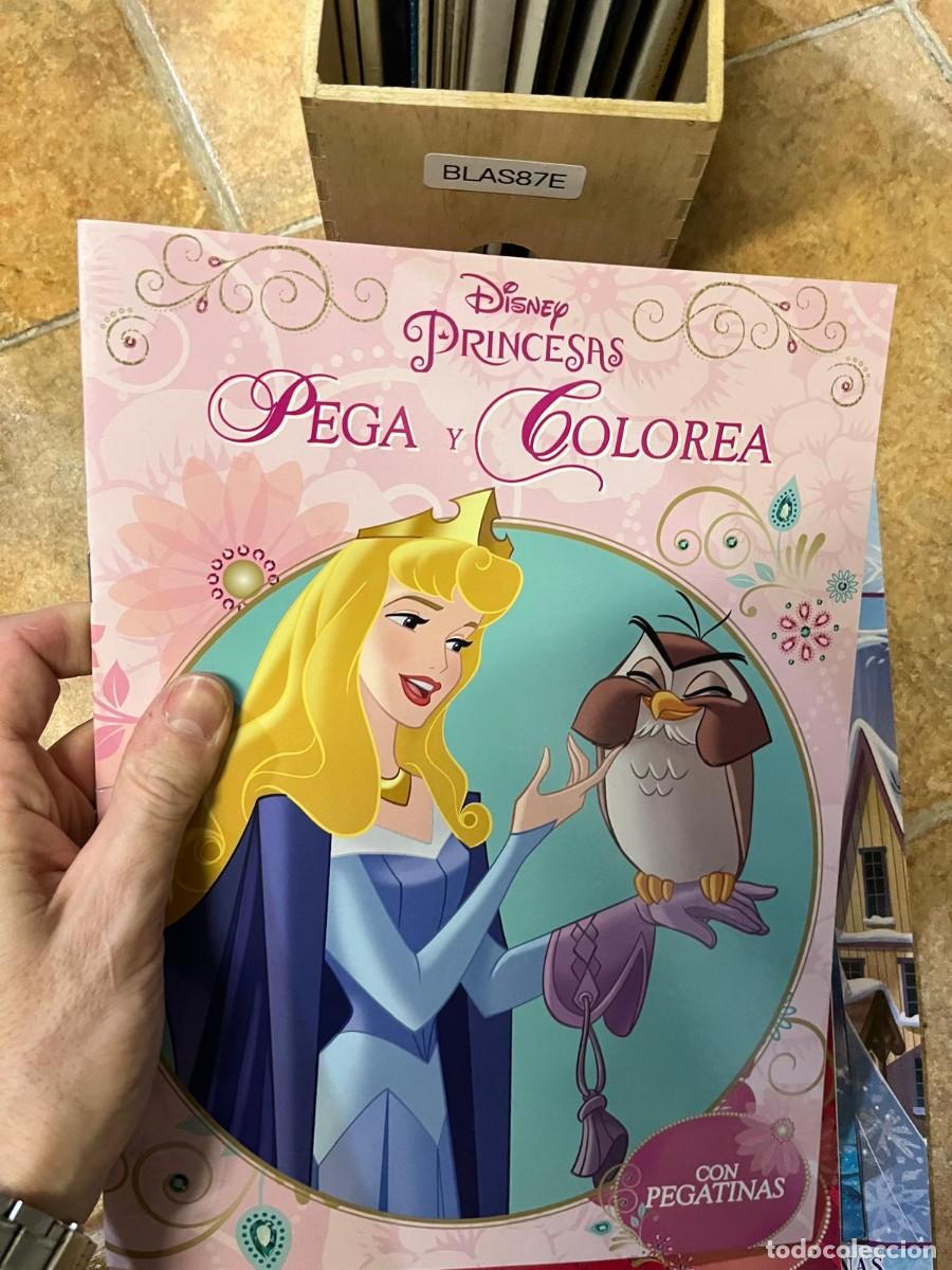 Libros de segunda mano: BLAS87E LIBRO INFANTIL Disney Princesas. Pega y colorea: La Bella Durmiente. Cuaderno de actividades