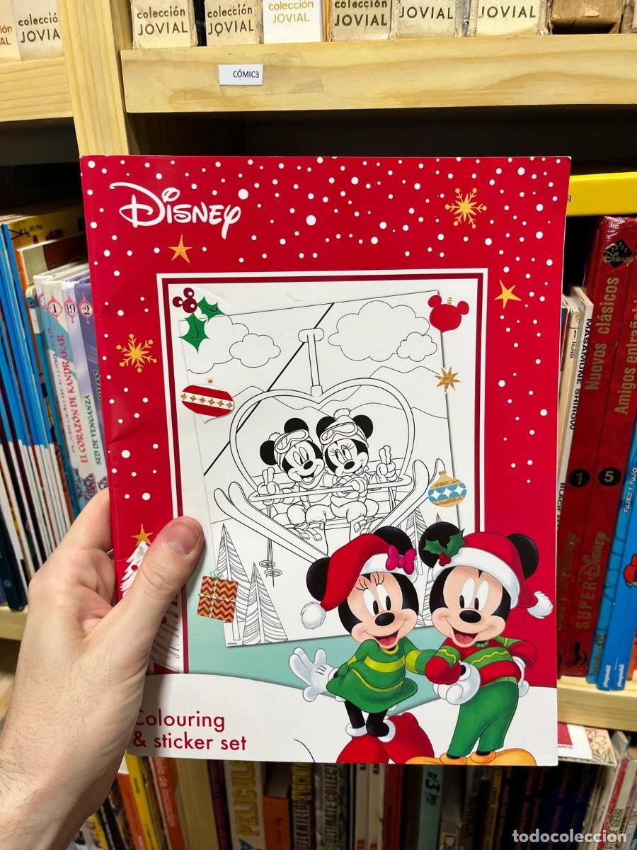 Libros de segunda mano: C&Oacute;MIC3 Disney Colouring & Sticker Set, Disney. nuevo