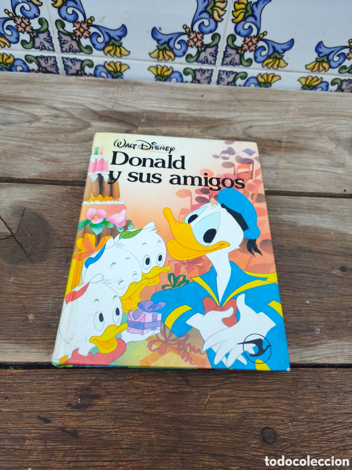 Libros de segunda mano: Donald y sus amigos walt Disney