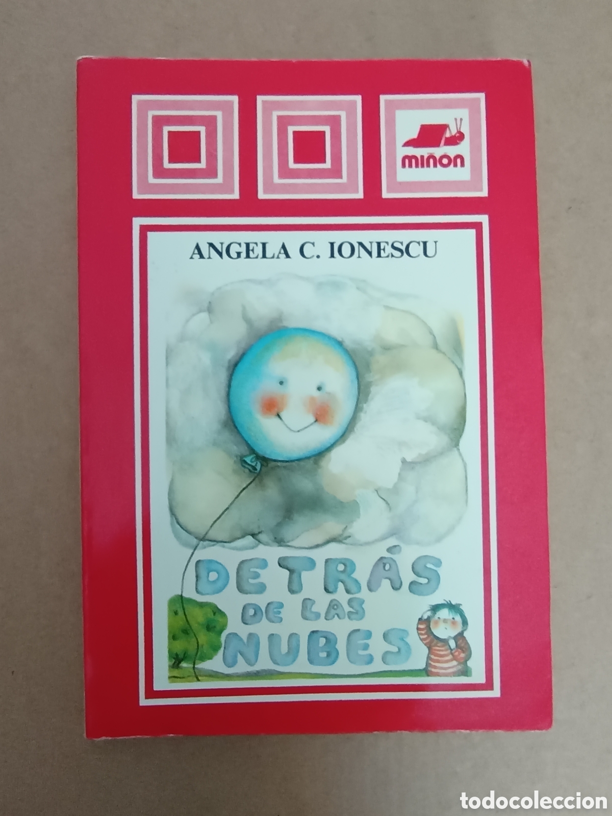 Libros de segunda mano: {&deg;_&deg;} Detr&aacute;s de las Nubes, por &Aacute;ngela C. Ionescu (Mi&ntilde;&oacute;n, 1985). Colecci&oacute;n Las Campanas n&deg;61.