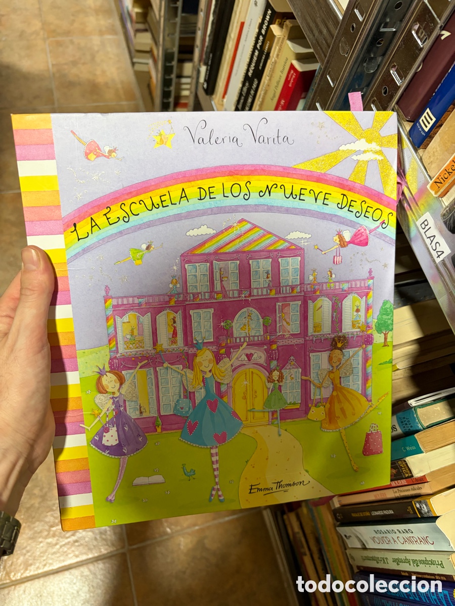 Libros de segunda mano: Blas4 Valeria Varta LAESCUELA DE LOS NUEVE DESEOS pop-up