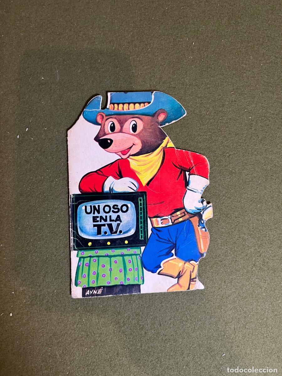Libri di seconda mano: Un Oso en la T.V. Cuentos Peque&ntilde;o Zoo Toray 1972 E. Sotillos A. Ayn&eacute; Cuento Troquelado Vintage
