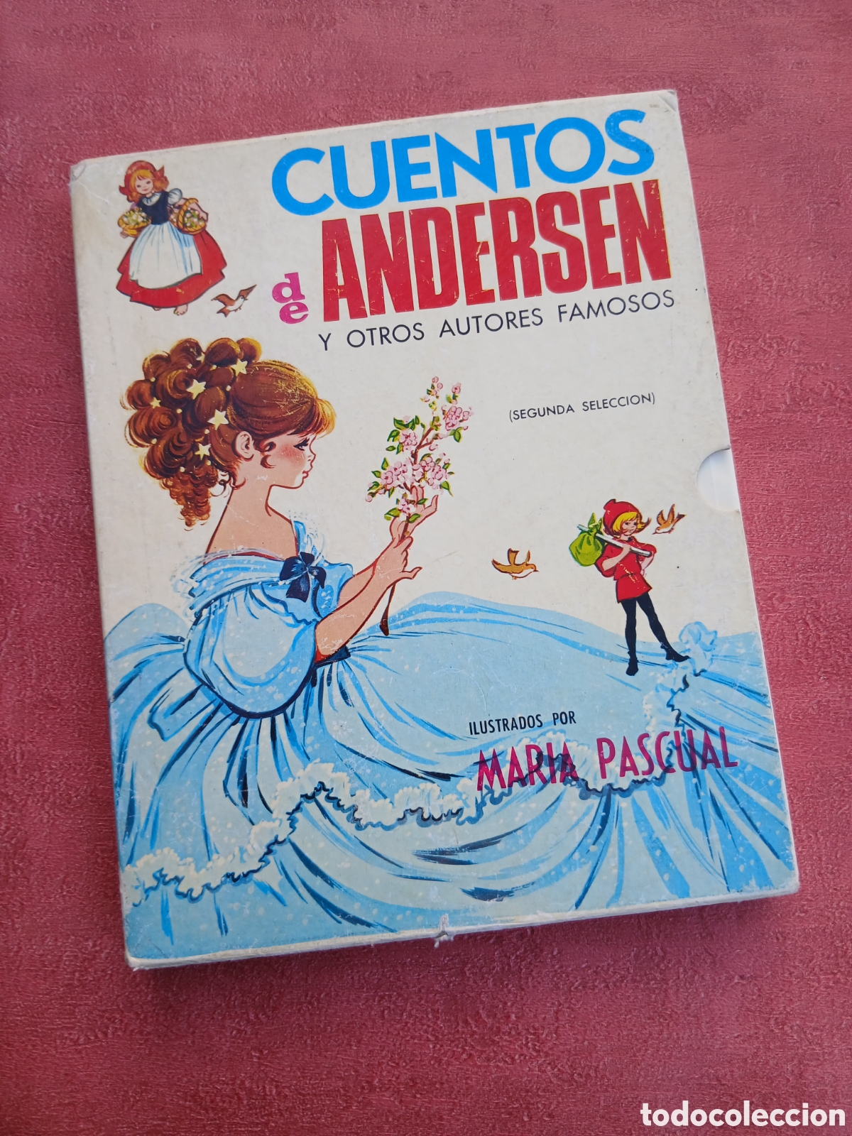 Gebrauchte B&uuml;cher: Cuentos de Andersen y otros autores famosos. Ilustrado por Mar&iacute;a Pascual.