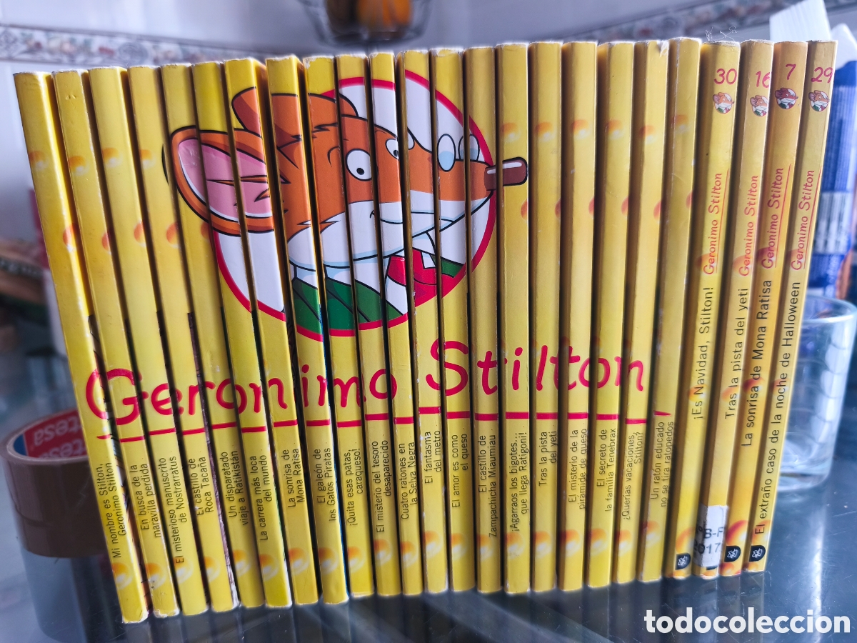 Libri di seconda mano: GERONIMO STILTON - COLECCI&Oacute;N DE 22 LIBROS - EDICIONES DESTINO, EL PA&Iacute;S 2010