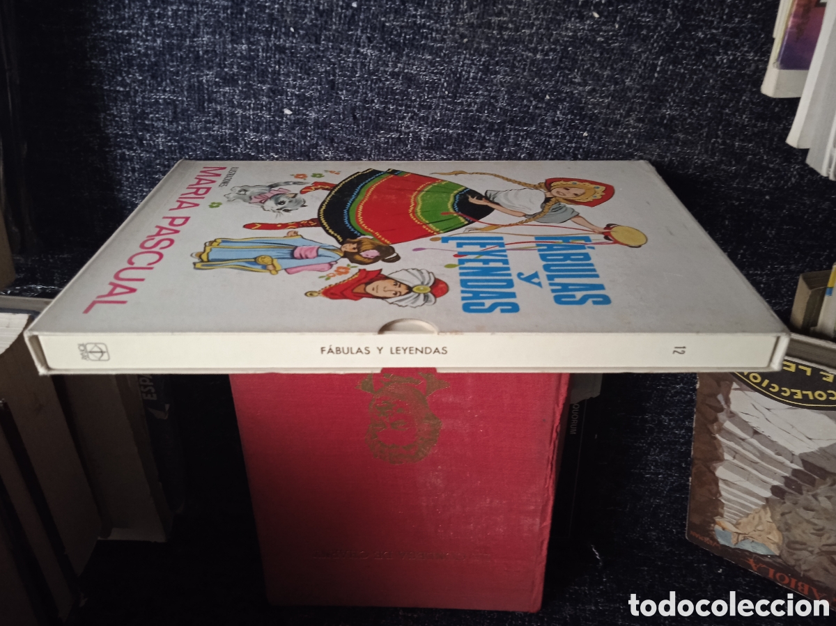 Libros de segunda mano: F&aacute;bulas y leyendas / Maria Pascual -ED. TORAY - Foto 2