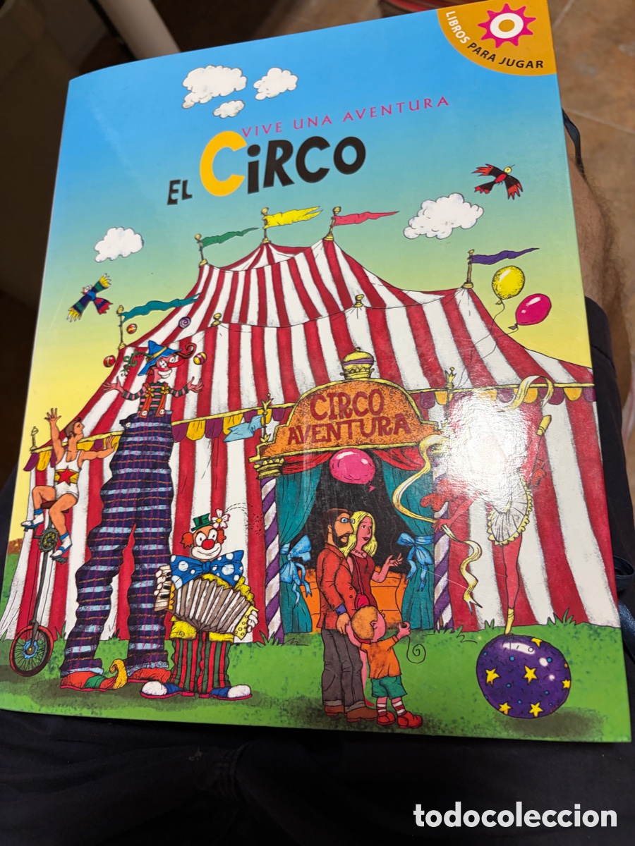 Libros de segunda mano: Caja96 vive una aventura. El circo. Libro pop Up
