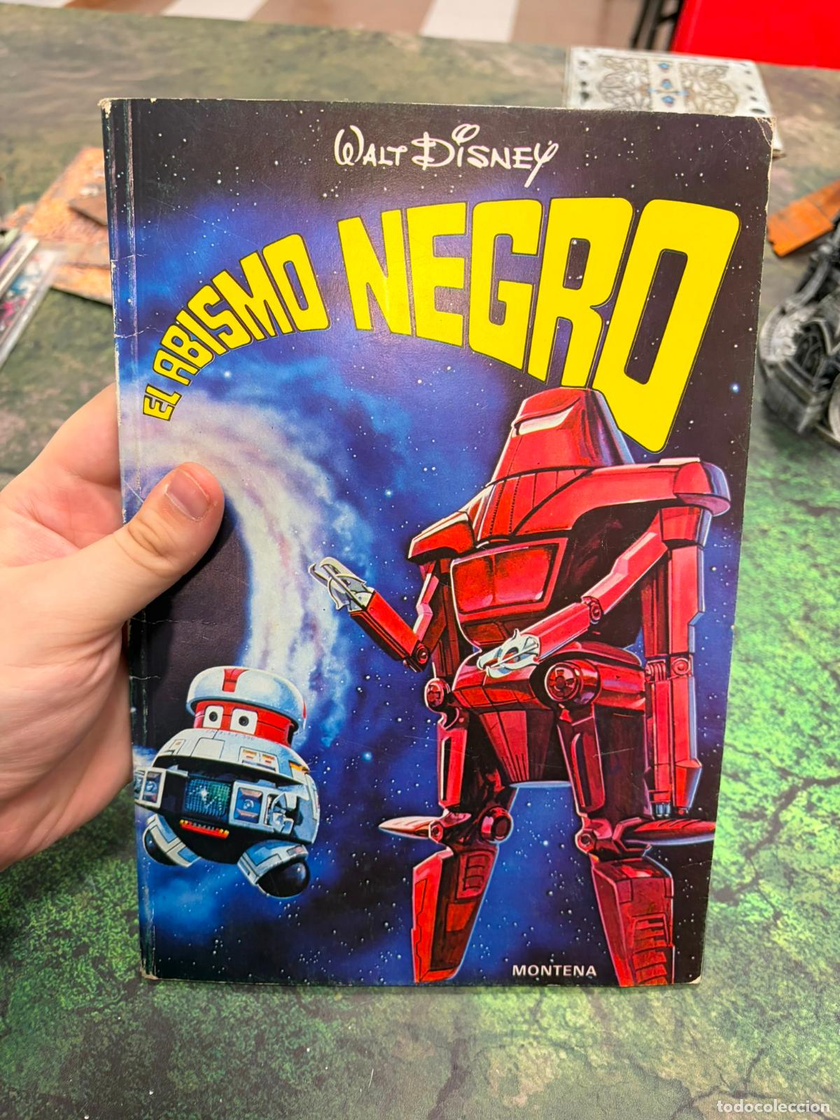 Libros de segunda mano: EL ABISMO NEGRO WALT DISNEY EDITORIAL MONTENA 1980