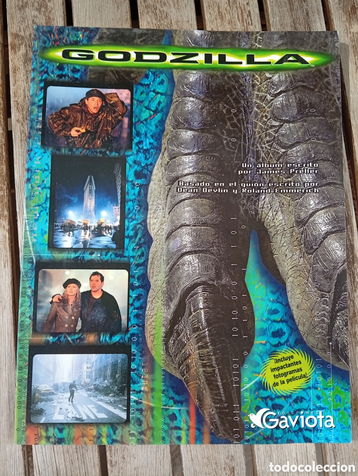 Libros de segunda mano: GODZILLA &aacute;lbum de la pel&iacute;cula * ED. GAVIOTA 1998