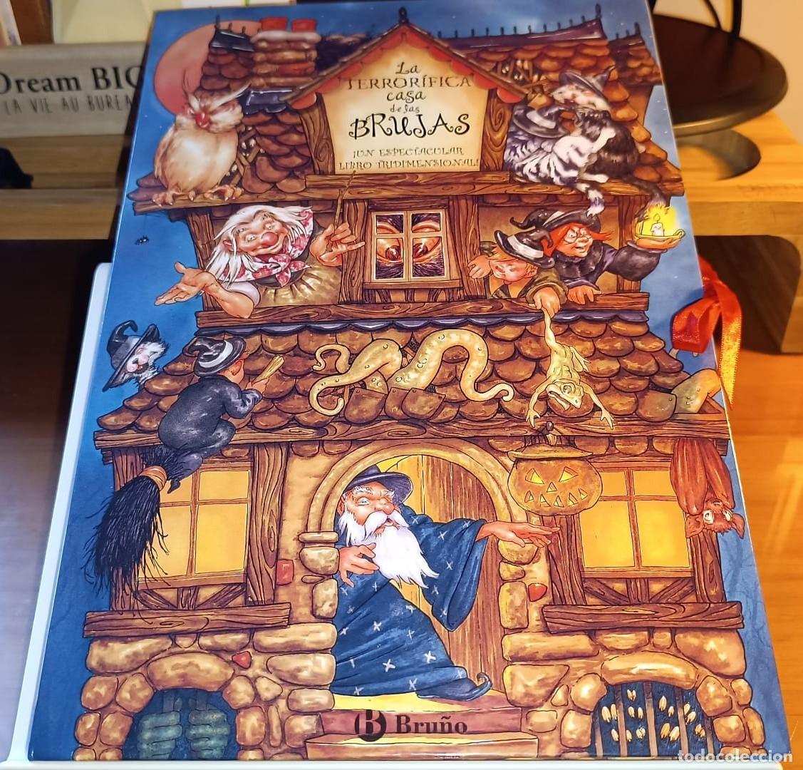 Libros de segunda mano: LIBRO TRIDIMENSIONAL - LA TERROR&Iacute;FICA CASA DE LAS BRUJAS - EDT. BRU&Ntilde;O, S.L., 2008. - Foto 1