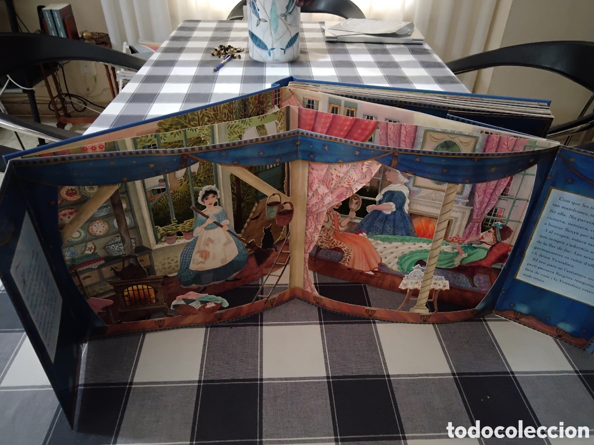 Libros de segunda mano: LOTE DE CUENTOS POP UP DE LA CENICIENTA - Foto 3