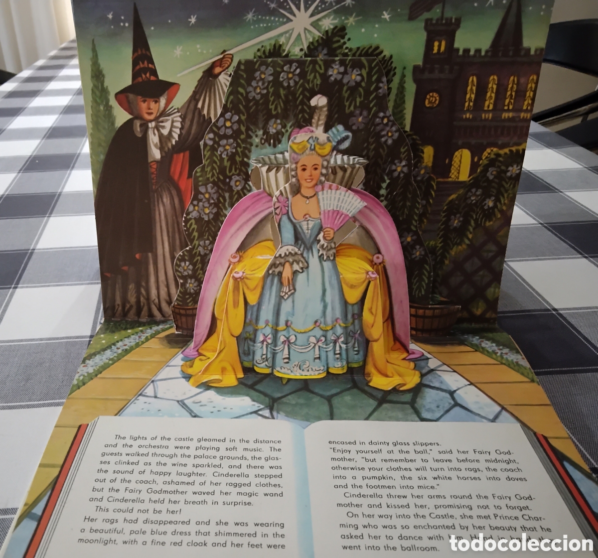 Libros de segunda mano: LOTE DE CUENTOS POP UP DE LA CENICIENTA - Foto 13