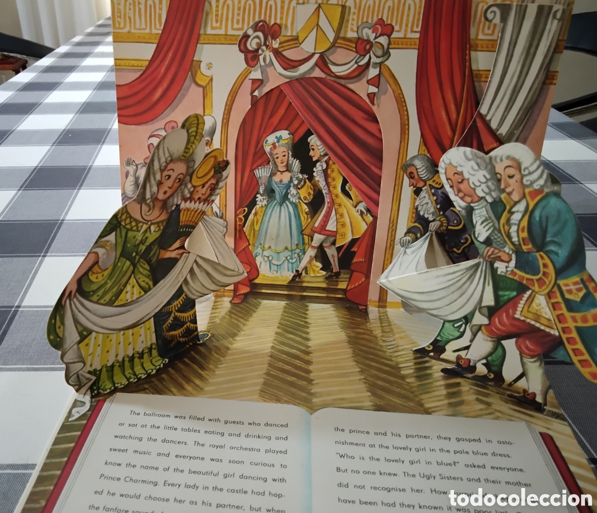 Libros de segunda mano: LOTE DE CUENTOS POP UP DE LA CENICIENTA - Foto 14