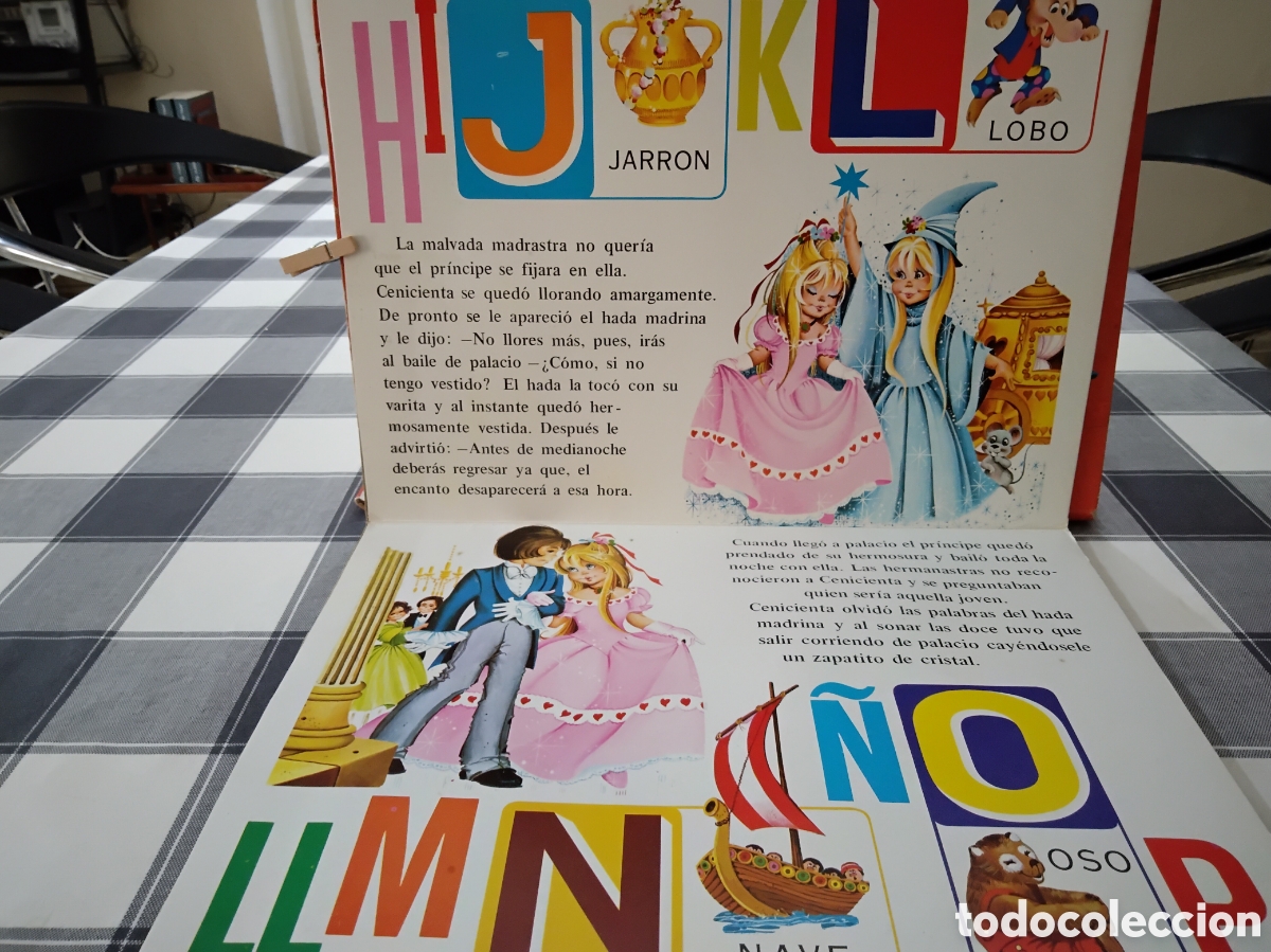 Libros de segunda mano: LOTE DE CUENTOS POP UP DE LA CENICIENTA - Foto 21