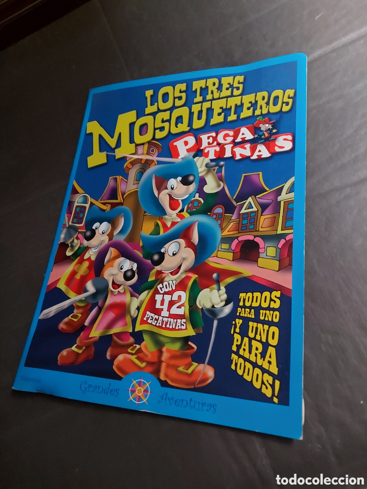 Libros de segunda mano: LOS MOSQUETEROS a&ntilde;o 2004