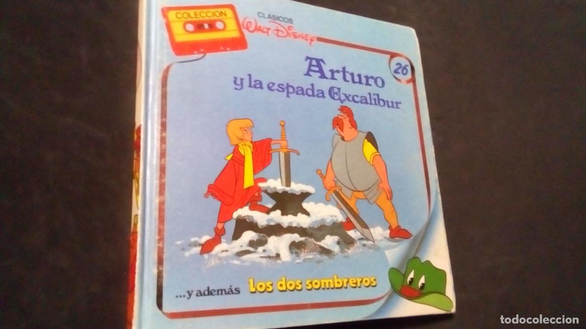 Libros de segunda mano: CLASICOS WALT DISNEY N&ordm; 26-ARTURO Y LA ESPADA EXCALIBUR-LOS DOS SOMBREROS