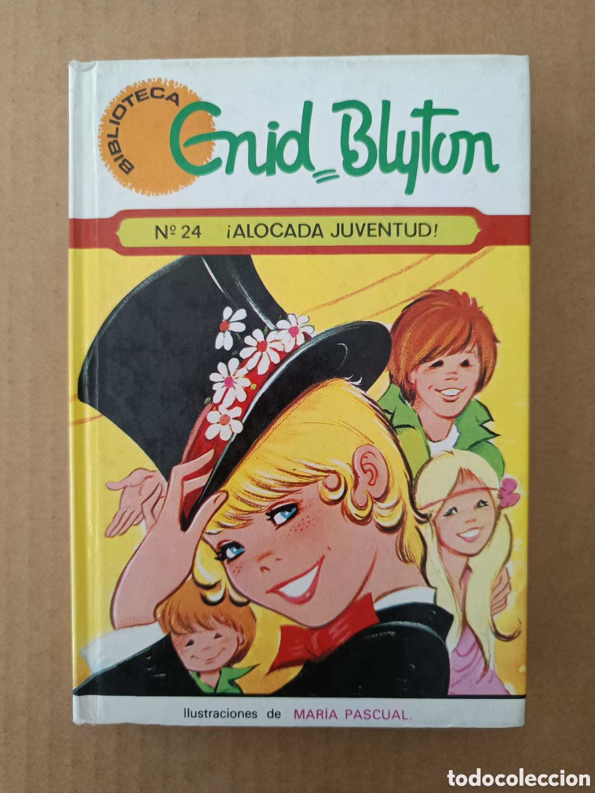 Libros de segunda mano: Biblioteca Enid Blyton n&deg;24: Alocada Juventud (Toray, 1983). Ilustraciones de Mar&iacute;a Pascual.