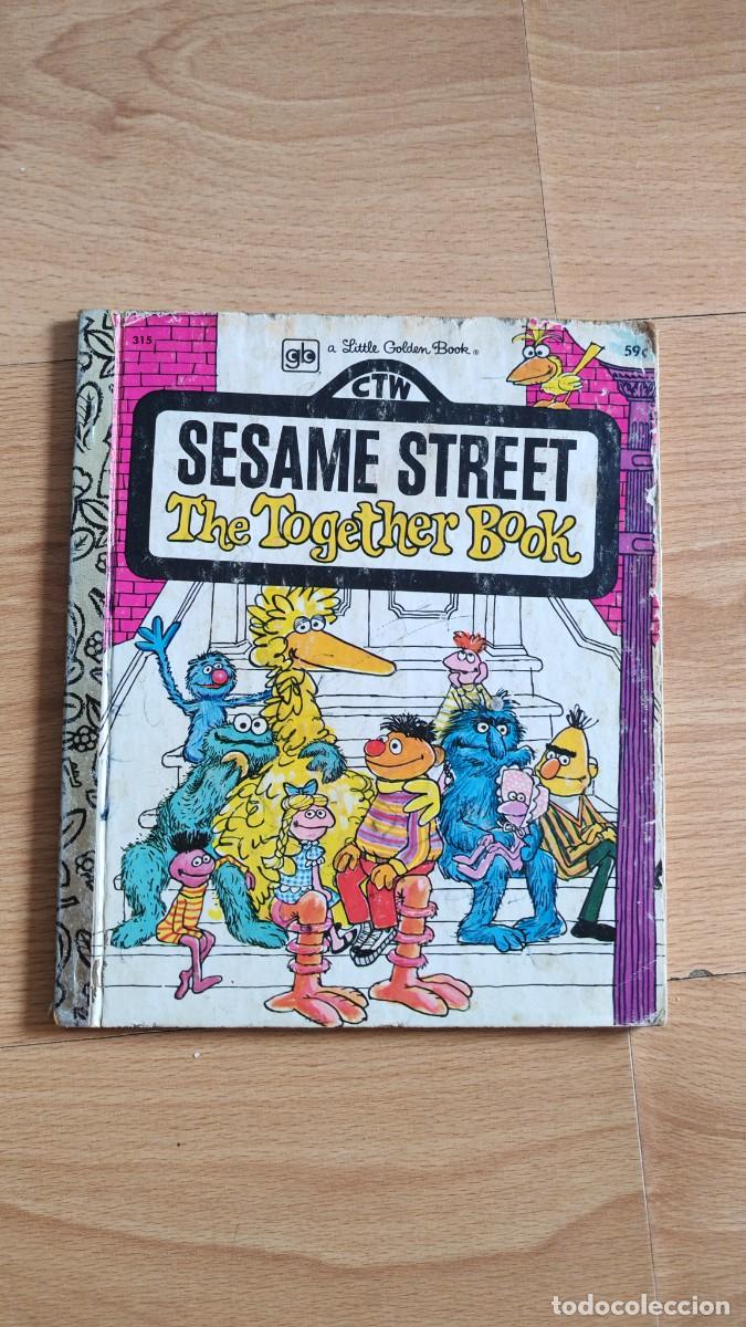 Libros de segunda mano: Libro Vintage Sesame Street (1971) - The Together Book