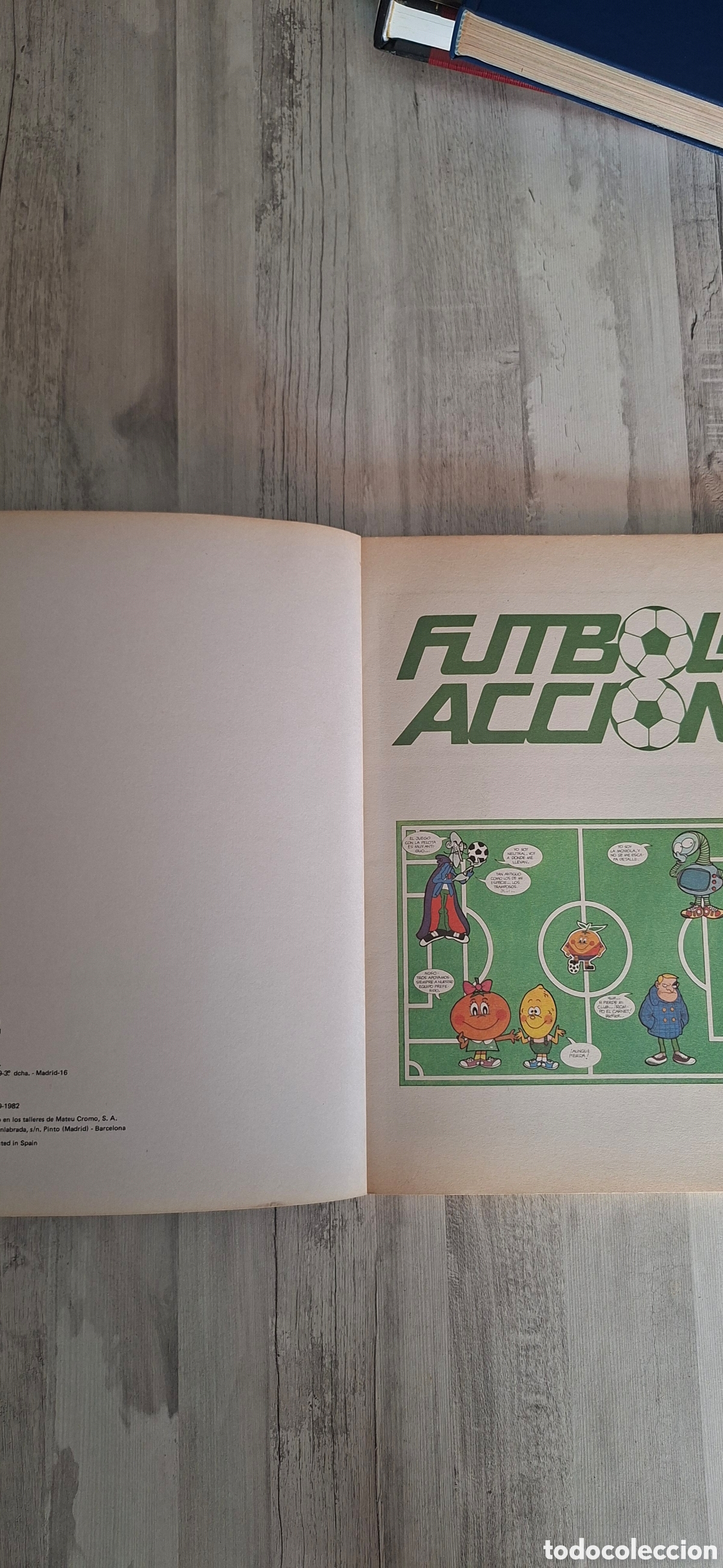 Libros de segunda mano: FUTBOL EN ACCION, M-82, NARANJITO - Foto 1