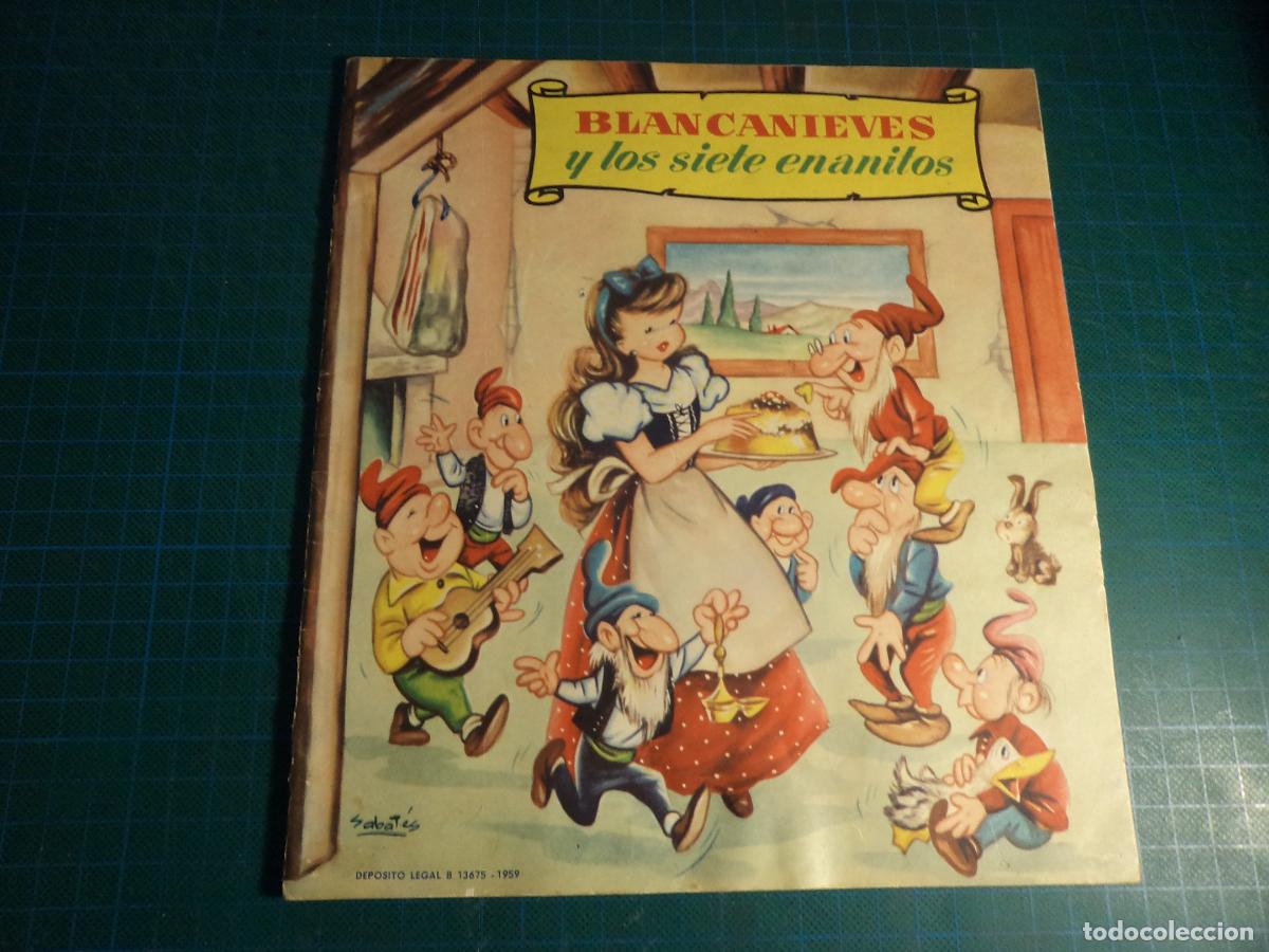 Libri di seconda mano: Coleccion Colorin. Blancanieves y los siete enanitos. Bruguera. Le falta la grapa. (Ref. 15-B)