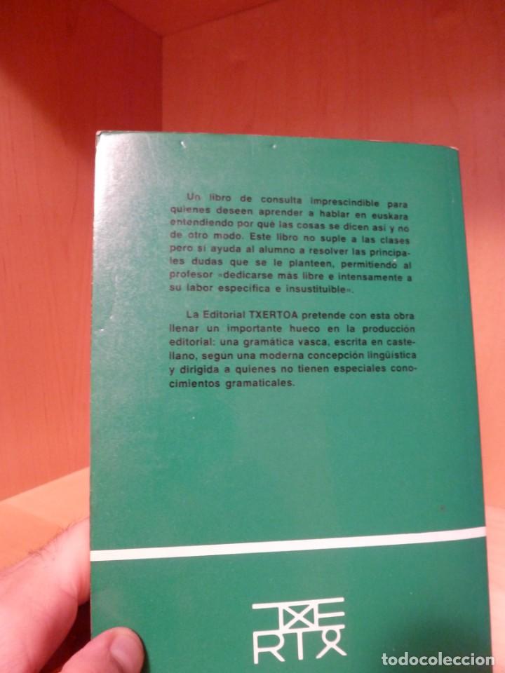 Libros de segunda mano: GRAM&Aacute;TICA ELEMENTAL VASCA. MIGUEL SAG&Uuml;&Eacute;S. EDITORIAL TXERTOA - Foto 2