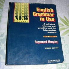 Libros de segunda mano: ENGLISH GRAMMAR IN USE ( INGLES ). Lote 197703387