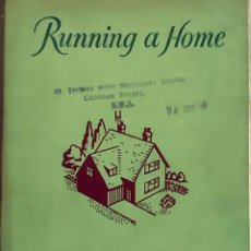 Libros de segunda mano: MATEMATICS FOR LIVING, BOOK I: RUNNING A HOME / E.R. HAMILTON, C.H.J. SMITH. LONDON, 1955.