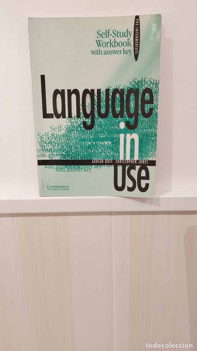 Libros de segunda mano: Self-Study Workbook with answer key PRE-INTERMEDIATE Language Self Self-S Use.Libro para ingl&eacute;s - Foto 1