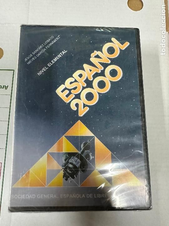 Libros de segunda mano: DVD Idiomas Espa&ntilde;ol 2000 - Foto 1
