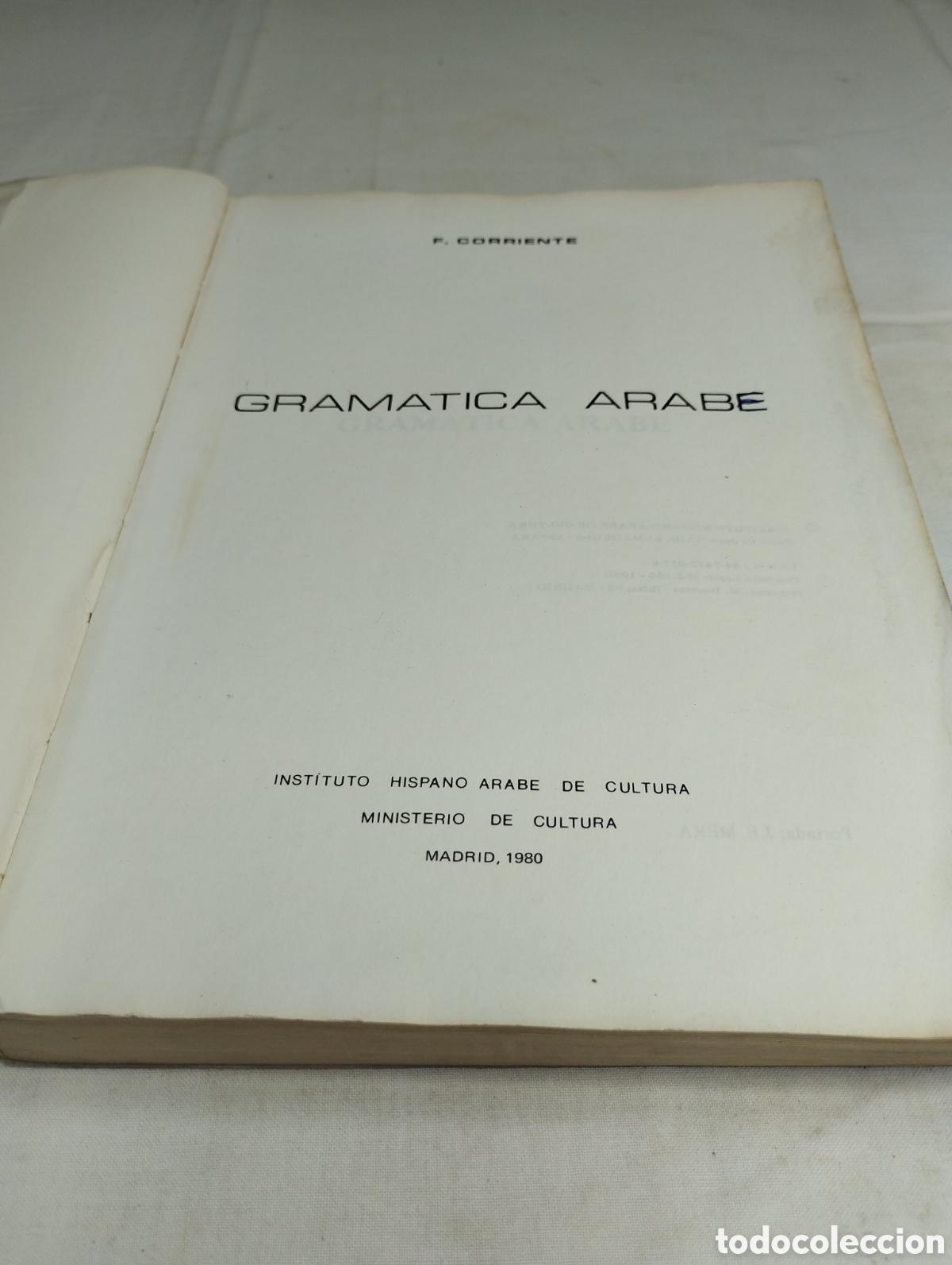 Libros de segunda mano: Gram&aacute;tica &aacute;rabe. F. Corriente, 1980 - Foto 2