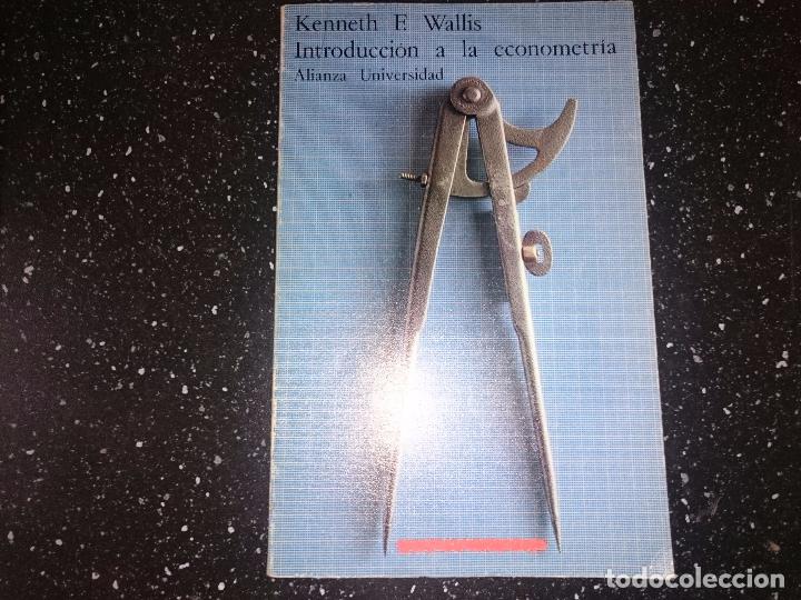 Libros de segunda mano: Introducci&oacute;n ala econometr&iacute;a - Foto 1