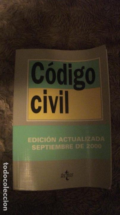 Libros de segunda mano: C&Oacute;DIGO CIVIL, EDITORIAL TECNOS - Foto 1